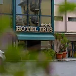 Iris Hotel 3*