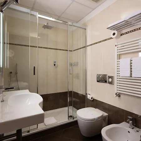 Hotel Iris