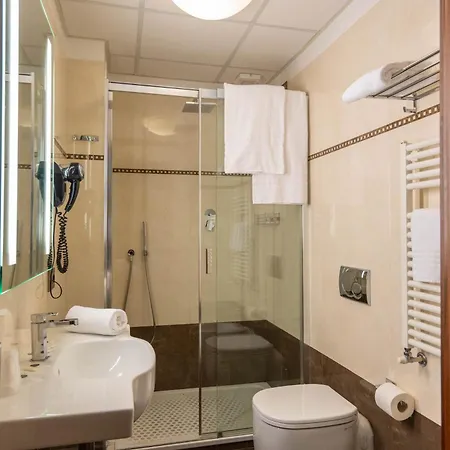 Hotel Iris