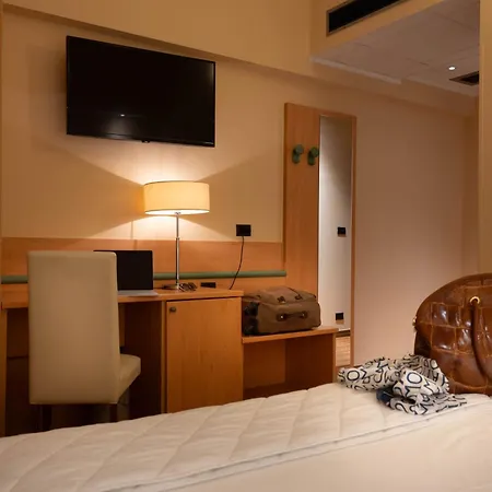 Hotel Iris 3*