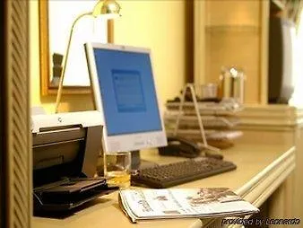 Hotel Iris