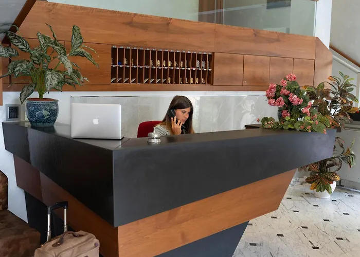 艾瑞斯酒店 3* 热那亚